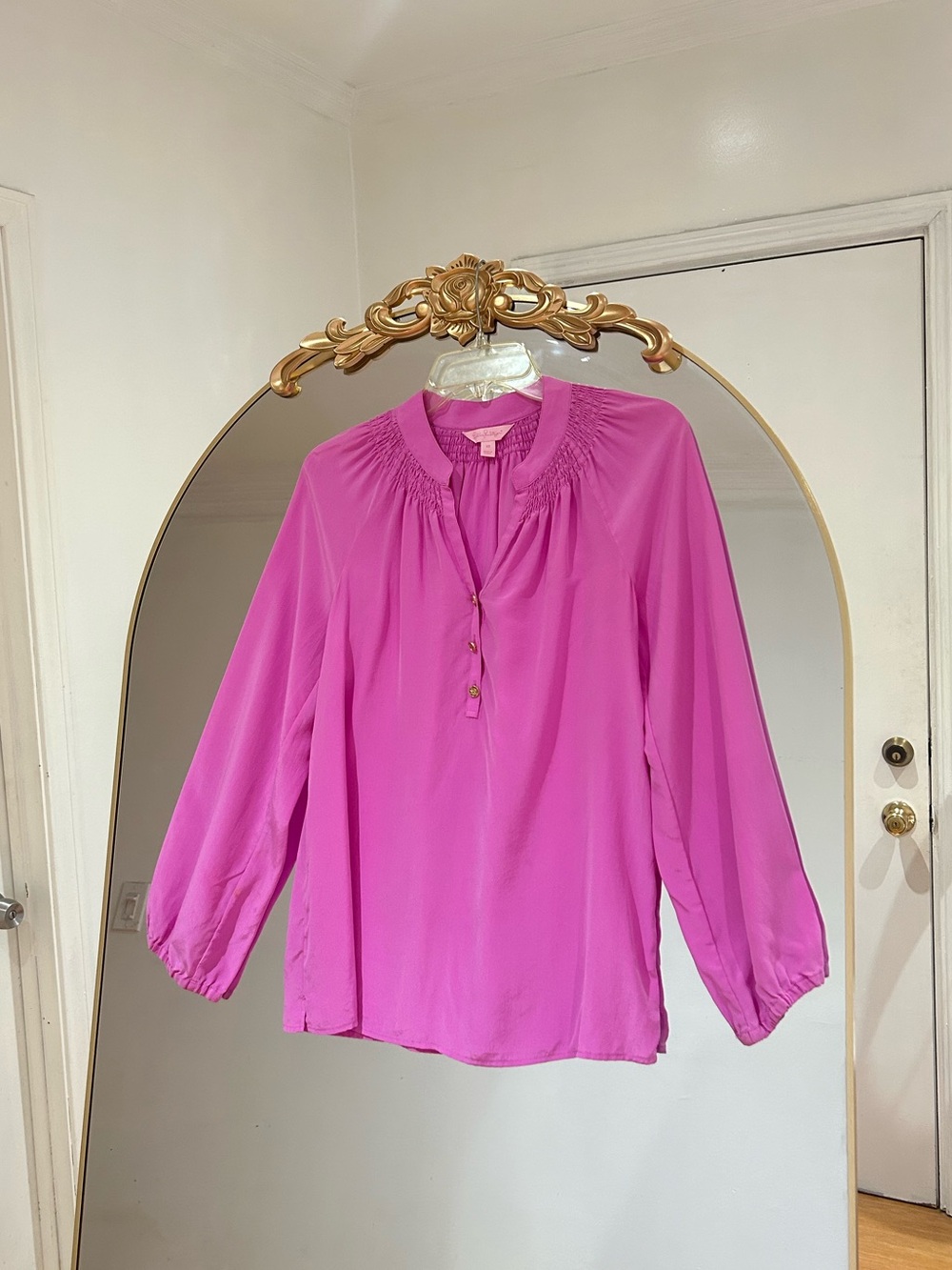 Lilly Pulitzer 100% Silk Elsa Blouse Smocked-Neck Long Sleeve Pink Top, Size XS
